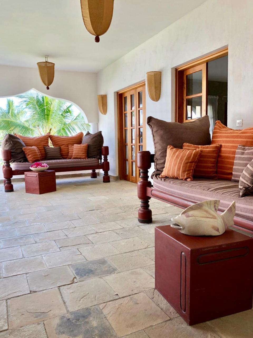 Amani Residence Beverly Suites Malindi Exterior photo